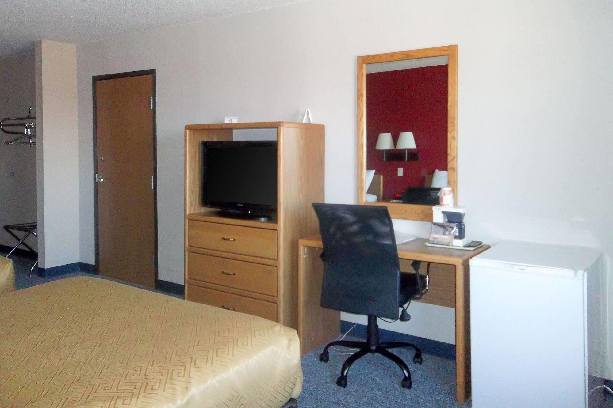 Econo Lodge - Valley City Eksteriør bilde